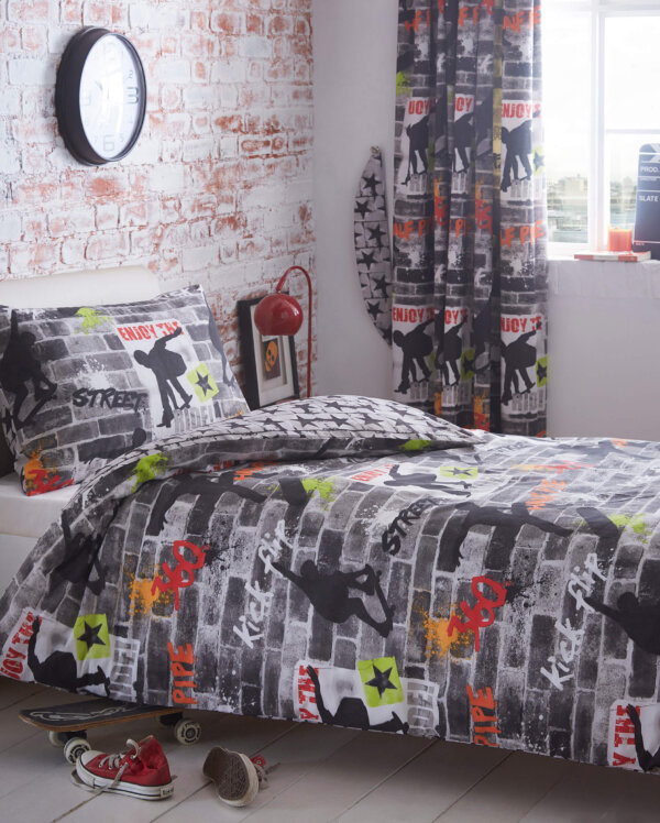 Skateboard Tricks King Duvet Cover Set